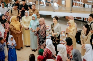 Bunda Pendidikan Anak Usia dini Provinsi Sumatra Utara Menghadiri  Kegiatan Lomba Membatik Usia Dini 