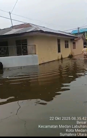 Warga BTN dan Perumahan Mega Martubung Terjebak Banjir Berhari Hari, Desak Pemko Medan Ambil Tindakan