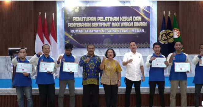 Rutan Kelas Satu Medan Menggelar Acara Penutupan Sekaligus Penyerahan Sertifikat Pelatihan Bagi Warga Binaan Program Montir Sepeda Motor