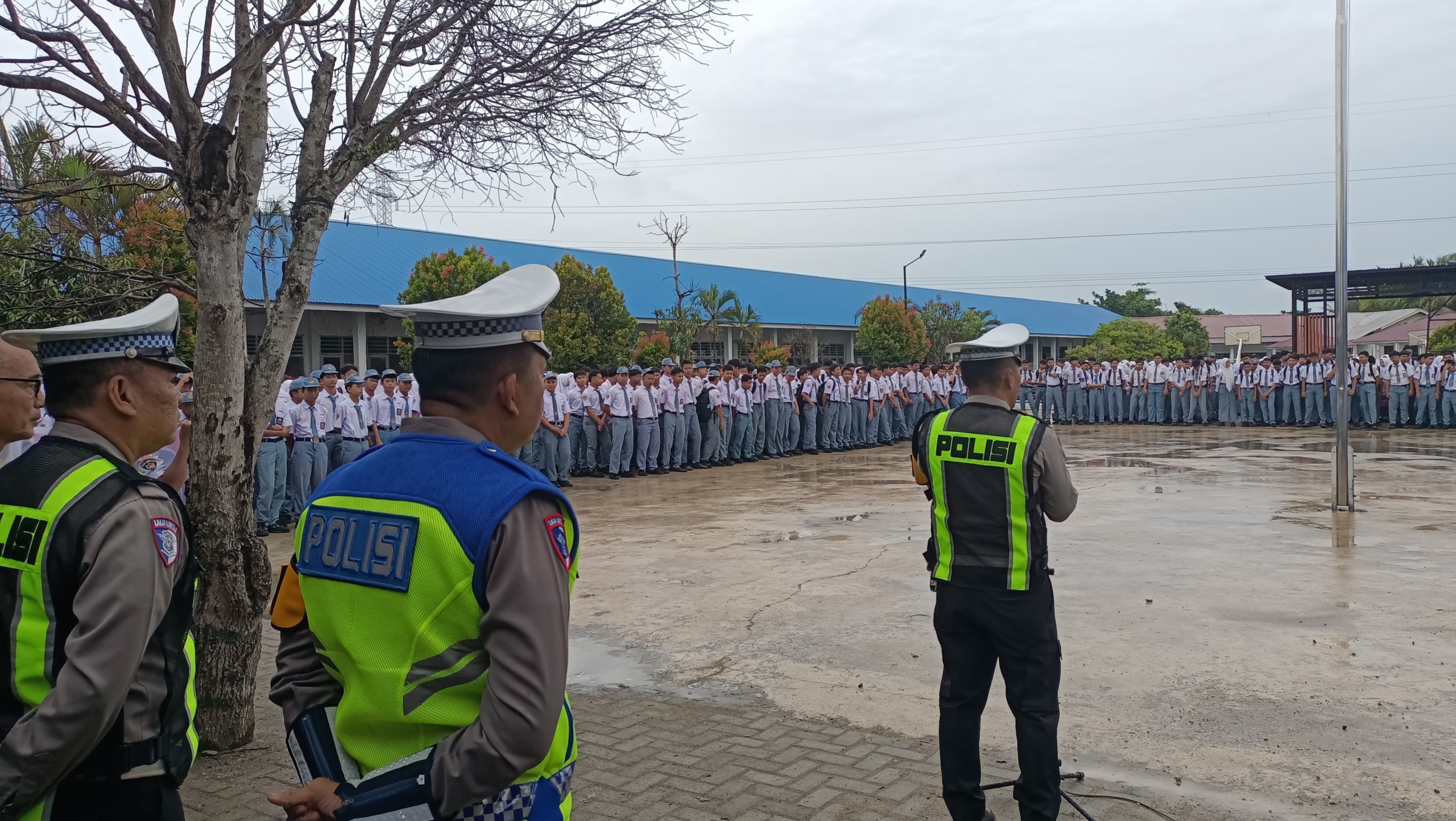 Sat Lantas Polres Pelabuhan Belawan Sosialisasikan Ops Zebra Toba 2025 di SMA Negeri 16 Medan