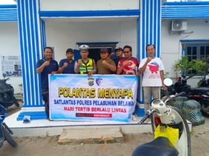 Sat Lantas Polres Pelabuhan Belawan Gelar Sosialisasi Kamseltibcarlantas di Desa Manunggal