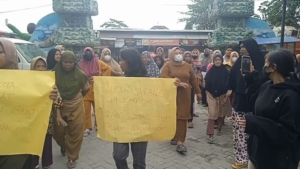 Warga Paya Pasir Aksi Damai Ke Kantor Lurah Paya Pasir Marelan