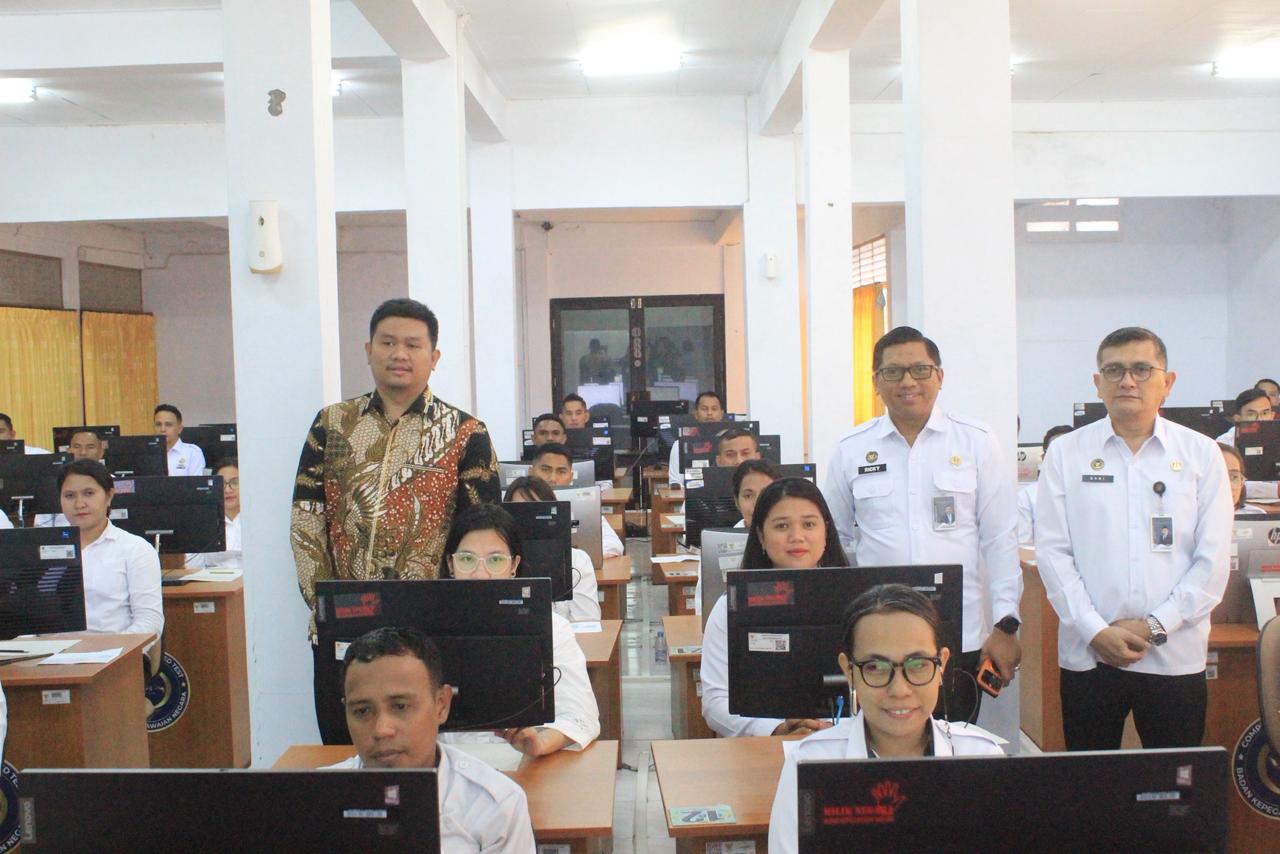 Kepala Kanwil Ditjenpas Maluku Berikan Penguatan Pelaksanaan Ujian PKP dan Ujian Dinas TA 2025