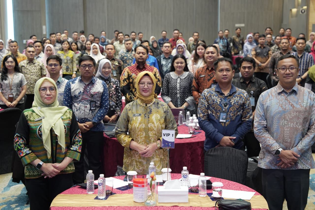 Petugas Kanwil Ditjenpas Maluku Ikuti Penguatan Tata Kelola PNBP Melalui Implementasi Aplikasi CARAKA