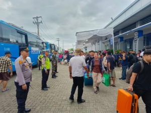 Sat Lantas Polres Pelabuhan Belawan Berikan Penyuluhan Kamseltibcarlantas di Dermaga Bandar Deli