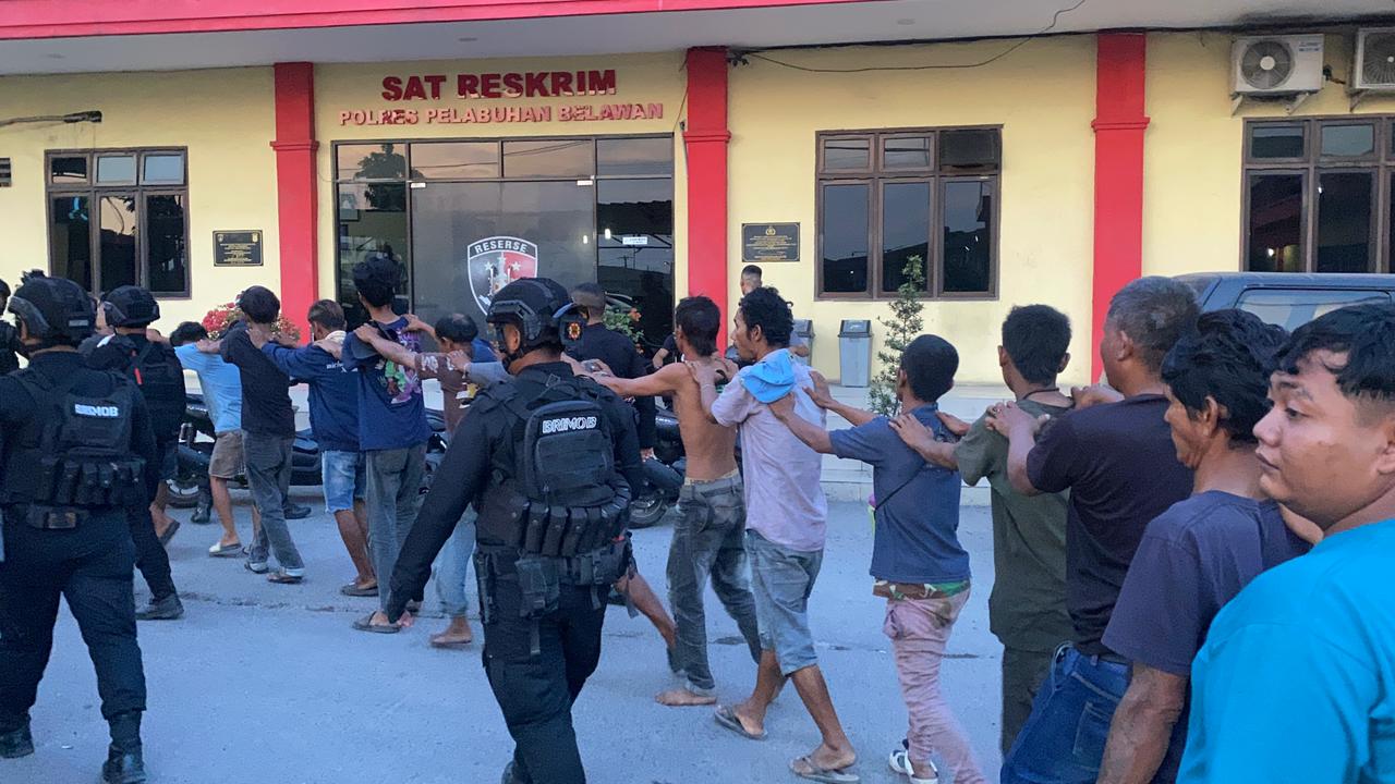 Tim Gabungan Brimob, Dit Samapta Polda Sumut dan Polres Pelabuhan Belawan Tangkap 1& Pelaku Premanisme, Pungli dan Curas