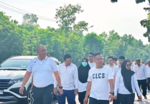 Pegawai Bapas  Palangka Raya Usai Rutin  Apel pagi Giat  Melaksanakan Olahraga Bersama 