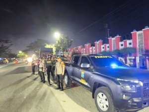 Patroli Gabungan Brimob, Samapta dan Polres Pelabuhan Belawan Cegah Kejahatan Jalanan dan Tawuran