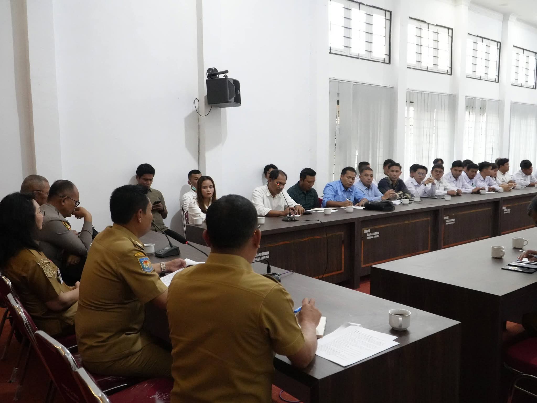 KETUM DPP PROGIB Memenuhi Undangan ๐๐๐ฝ๐ฎ๐๐ถ ๐๐๐บ๐ฏ๐ฎ๐ป๐ด ๐๐ฎ๐๐๐ป๐ฑ๐๐๐ฎ๐ป Dalam Rangka ๐ฅ๐ฎ๐ฝ๐ฎ๐ ๐๐ผ๐ผ๐ฟ๐ฑ๐ถ๐ป๐ฎ๐๐ถ ๐ง๐ฒ๐ฟ๐ธ๐ฎ๐ถ๐ ๐ฃ๐ฟ๐ผ๐ด๐ฟ๐ฎ๐บ ๐ ๐๐