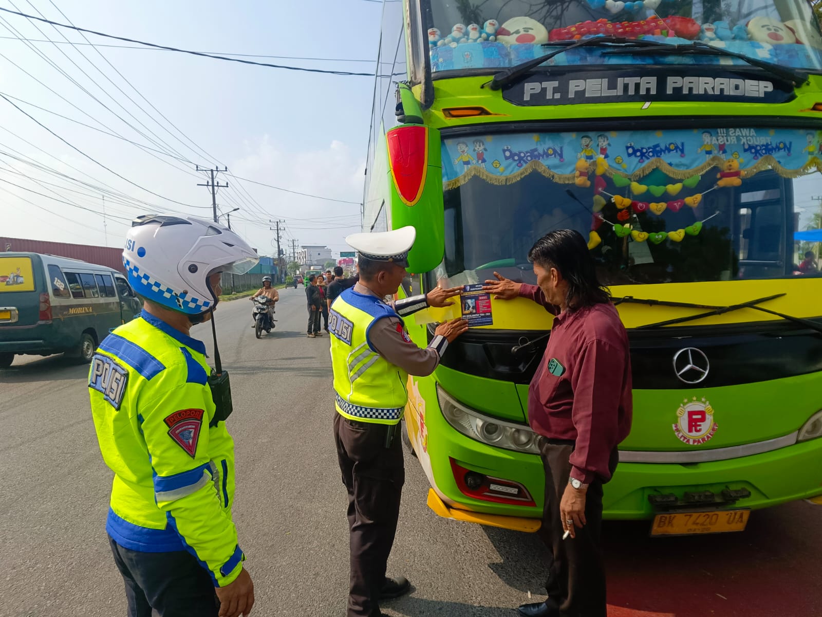 Ops Keselamatan Toba 2026, Sat Lantas Polres Pelabuhan Belawan Sosialisasikan Kamseltibcar Lantas kepada Calon Penumpang Kapal Kelud
