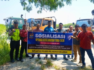 Ops Keselamatan Toba 2026, Sat Lantas Polres Pelabuhan Belawan Sosialisasikan Kamseltibcar Lantas kepada Supir Truk