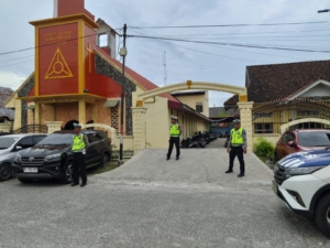Polres Pelabuhan Belawan Laksanakan Patroli Pengamanan Gereja, Cegah Gangguan Kamtibmas