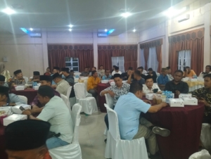 Buka Bersama: Anak Panti Asuhan Dapat Santunan, Kapolres Kuansing Sampaikan lima Program Polri Terhadap Insan Pers