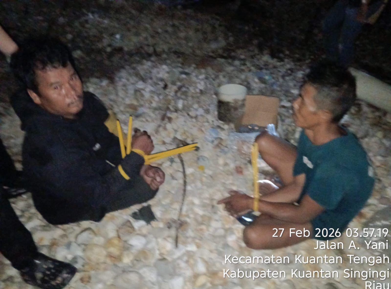 Penangkapan Senyap: Polres Kuantan Singingi Berhasil Tangkap Dua Pelaku PETI di Kebun Pemda Desa Jake