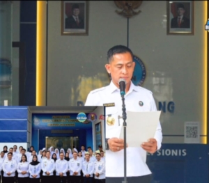 Kombes pol Dr.Josua Tampubolon, S.H M.H pimpin Giat  Apel pagi Rutin yang diikuti Seluruh Oleh  Pegawai BNNK Deli Serdang 