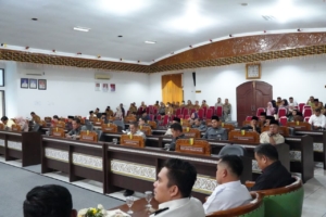 Rapat Paripurna DPRD: Asta Cita Presiden Jadi Pedoman, Bupati Kuansing Sampaikan Visi Misi Pembangunan 
