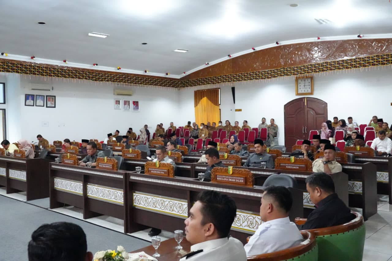 Rapat Paripurna DPRD: Asta Cita Presiden Jadi Pedoman, Bupati Kuansing Sampaikan Visi Misi Pembangunan 