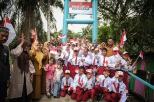Warga Terharu, Jembatan Merah Putih Presisi Muara Petai Resmi Difungsikan