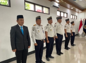 Kabapas  Palangka Raya Theo Adrianus Menghadiri Kegiatan Pelantikan Pengambilan Sumpah Jabatan Dan Serah Terima Jabatan 