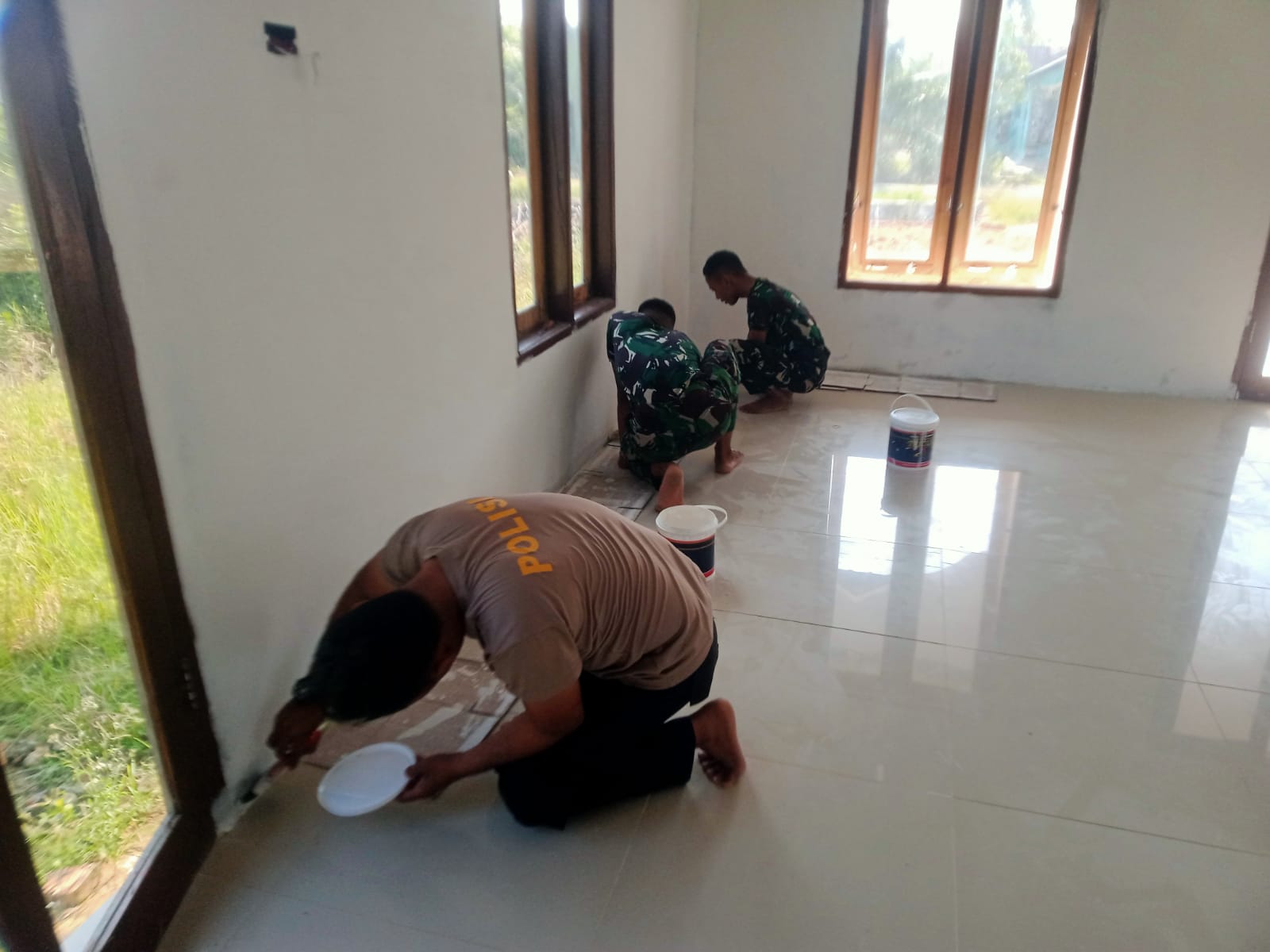 Detail Kecil, Hasil Besar: Sentuhan Akhir Mushola TMMD 128 Gebang