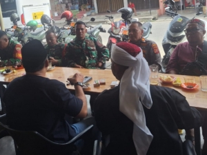 Kapolsek Belawan dan Danramil Jalin Silaturahmi dengan Tokoh Agama dan Masyarakat