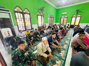 Meski Sibuk di Tengah Penugasan, Ibadah Satgas TMMD Tetap Terjaga 