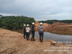 Foto Bukti: PT PCS Bangun “BOM LIMBAH” Di Atas Kepala Warga, Kadis DLH Kuansing Diduga Bungkam dan Buta AMDAL.!