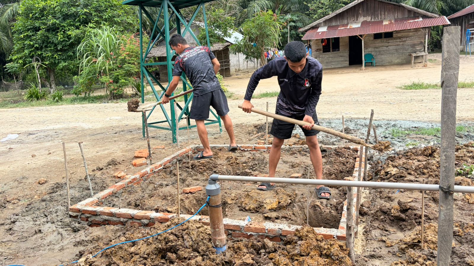 TMMD Gebang Mengebor Harapan di Tengah Terik Pesisir Langkat