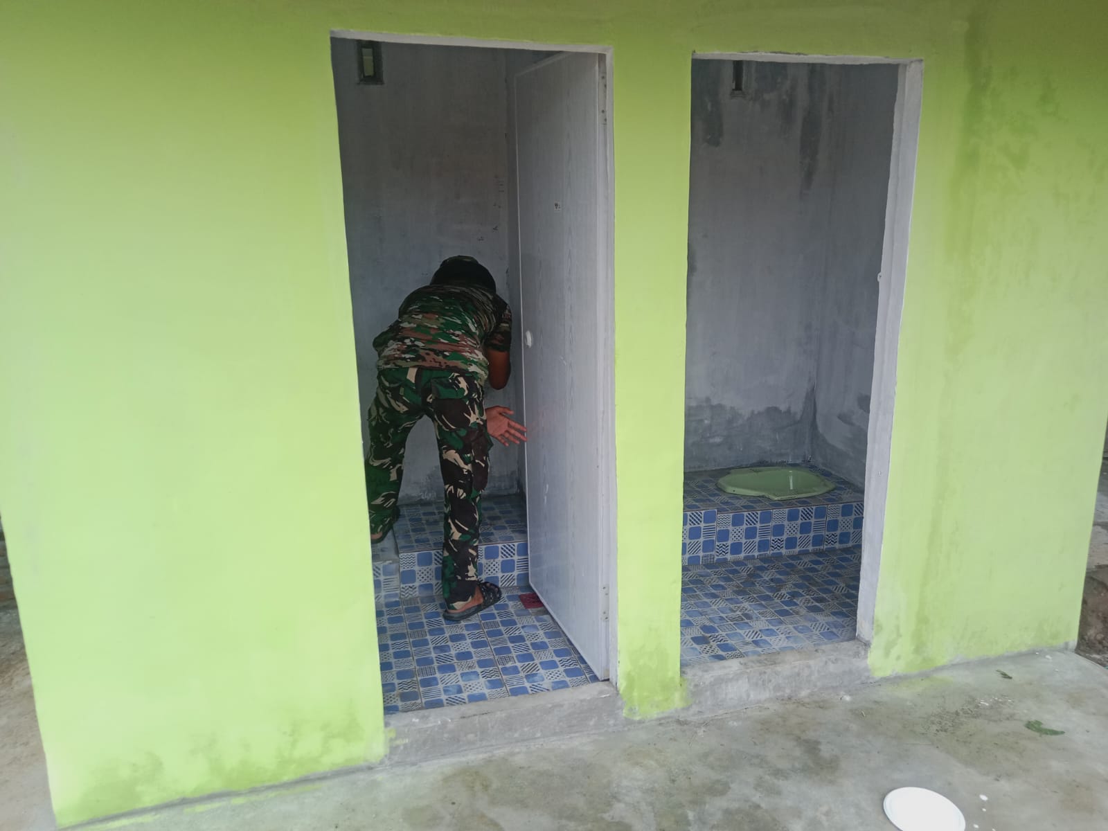 MENYULUR AIR, MEMBASUH DAHAGA PASAR RAWA