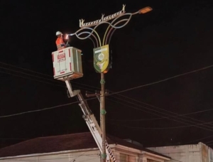 Sambut MTQ Riau ke-44, Pemkab Kuansing Perbaiki Lampu Jalan Teluk Kuantan
