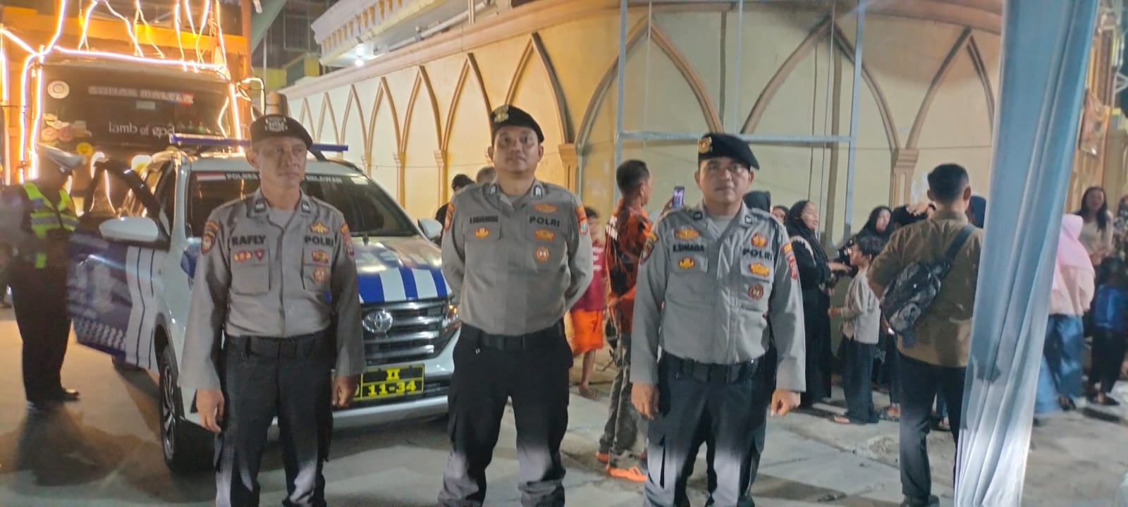 Polres Pelabuhan Belawan dan Polsek Belawan Amankan Pawai Obor Sambut Tahun Baru Islam 1 Muharram 1448 H