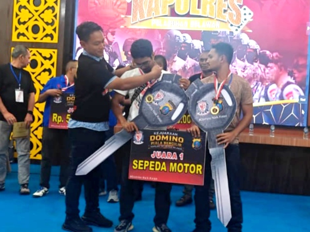 Kejuaraan Domino Piala Kapolres Pelabuhan Belawan Meriahkan Hari Bhayangkara ke-80