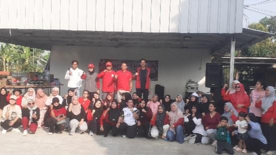 Semangat Nasionalisme PAC PDI Perjuangan Bungursari Rayakan Bulan Bung Karno Bersama Warga 