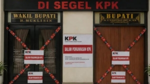 Operasi Senyap KPK di Kuansing: 6 Ruangan Disegel, Diduga Bupati Dikabarkan Dibawa ke Jakarta