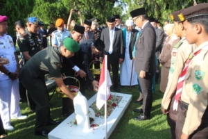 Dandim 0201/Medan Ikuti Ziarah di TMP, Dalam Rangka HUT Ke 436 Kota Medan Tahun 2026