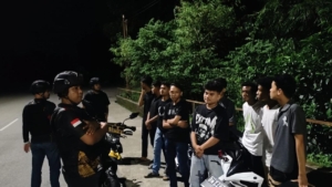 TIM RAGA POLRES KAMPAR LAKSANAKAN PATROLI MALAM – ANTISIPASI BALAP LIAR, SAJAM, DAN PREMANISME DI BANGKINANG