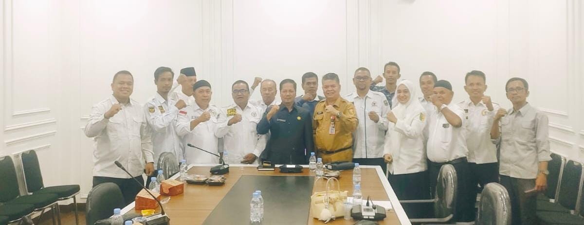 Tunda Bayar 500 Miliar: Plt. Bupati Muklisin Pilih Bayar Hak Rakyat Dicicil dan Jalan Ex-Transmigrasi Dorongan Pusat