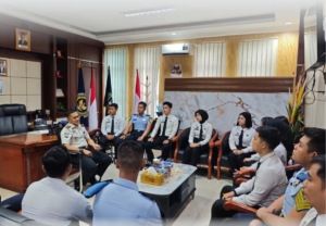 Karutan  kelas 1 labuhan Deli memberi Arahan Calon Pegawai Negeri Sipil Serta Taruna Politeknik 