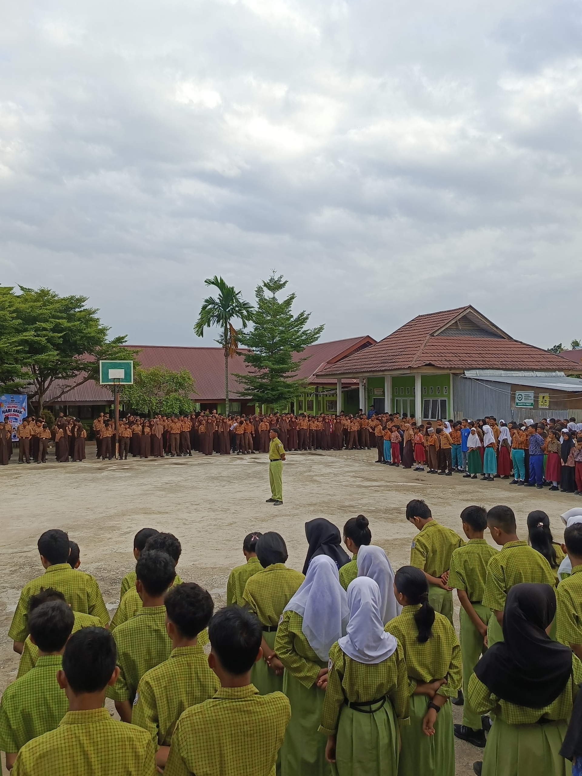Tak Ada Panggung untuk Bully, UPT SMPN 6 Siak Hulu Rayakan Hari Anak Nasional dengan Aksi dan Prestasi