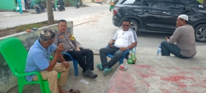 Bhabinkamtibmas Kelurahan Sicanang Sambangi Warga, Imbau Orang Tua Awasi Anak dari Bahaya Tawuran
