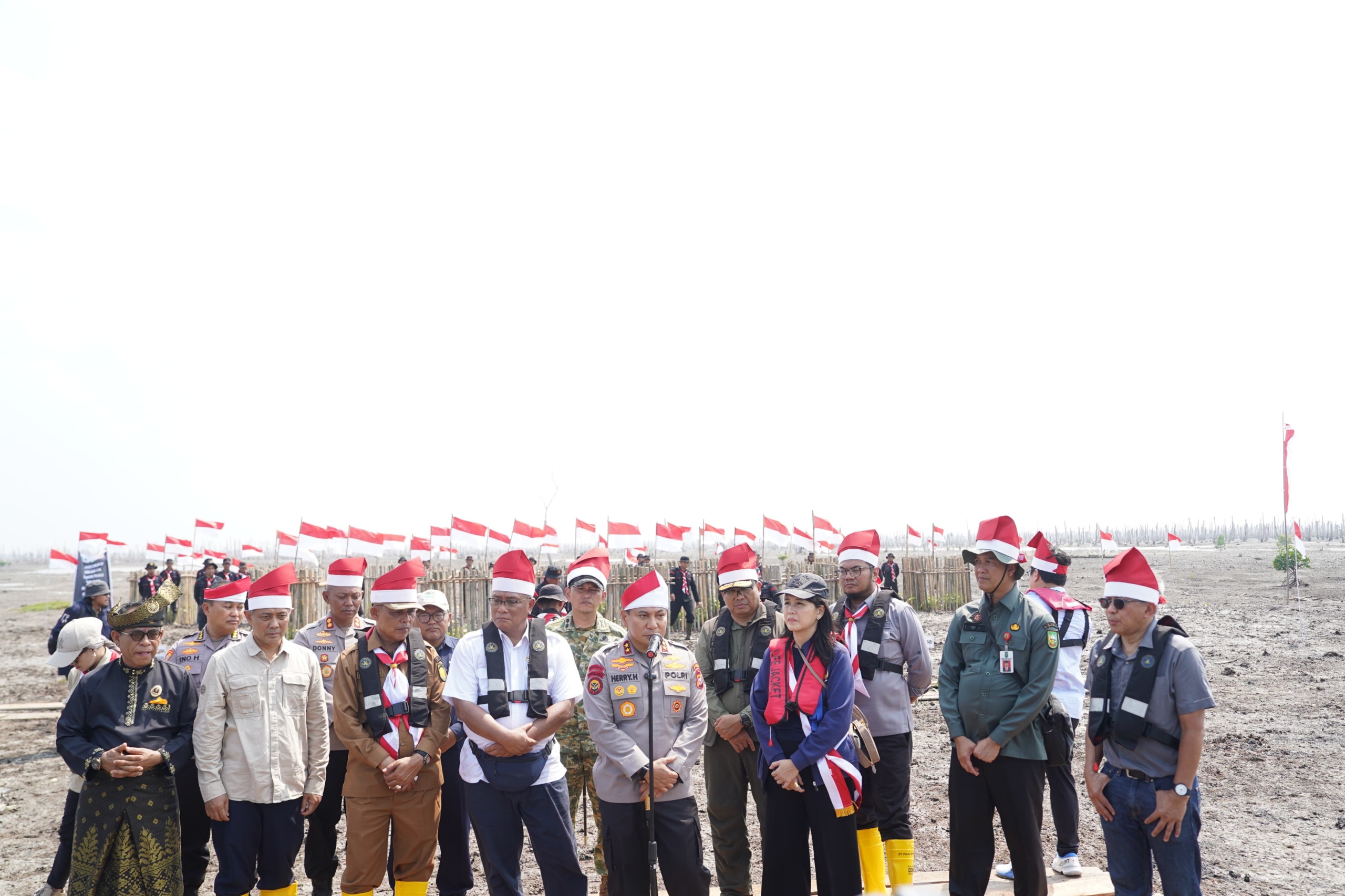 Polda Riau Dorong Pemulihan Pesisir Kuala Selat, 500 Hektare Mangrove Disiapkan