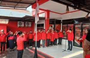 DPC PDI Perjuangan Purwakarta Laksanakan Intruksi DPP PDI Perjuangan Giat Upacara Bendera Dan Donor Darah Memperingati Hari Kemerdekaan RI Ke 81 Tahun 