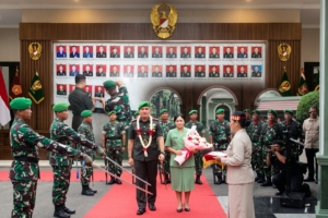 Wujud Penghormatan dan Penghargaan, Prajurit Petarung Gelar Tradisi Korps Pedang Pora Penyambutan dan Pelepasan Dandim 0201/Medan