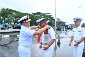 Navy Brotherood Di Selat Malaka, Dua Angkatan Laut Satu Pengawalan 