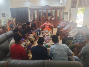 Bupati Kuansing Muklisin Musyawarah dengan Pemangku Adat Kenegerian Kari Terkait Mekanisme Sangsi Adat, “Polda Sitanggang dan Oknum PBK”