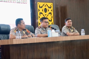 Pimpin Anev Bhabinkamtibmas, Kapolres Pelabuhan Belawan Perkuat Peran Polisi di Tengah Masyarakat