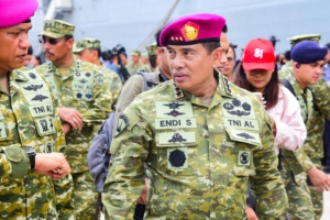 PANGKORMAR SAKSIKAN MOMENTUM BERSEJARAH, ITS GIUSEPPE GARIBALDI RESMI TIBA DI TANJUNG PRIOK