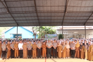 Green Polishing di SMPN 01 Bangkinang: Kapolres Kampar Tanam Pohon & Tanamkan Cinta Alam Sejak Dini