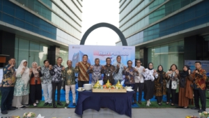 Pelindo Regional 1 Potong Tumpeng Peringati Hari Pelindo ke-5