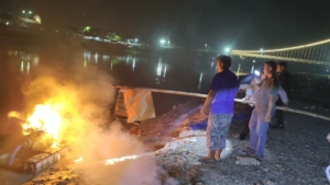 Polsek Kuantan Tengah Tindak 1 Rakit PETI di Bawah Jembatan Gantung Seberang Taluk